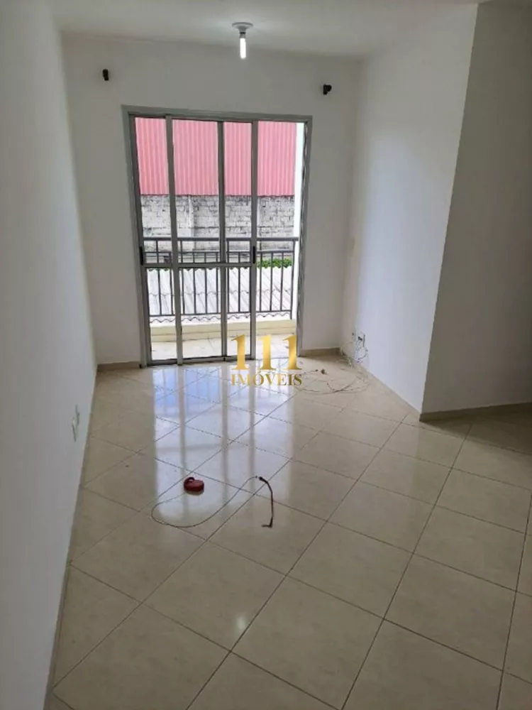 Apartamento à venda com 3 quartos, 70m² - Foto 1