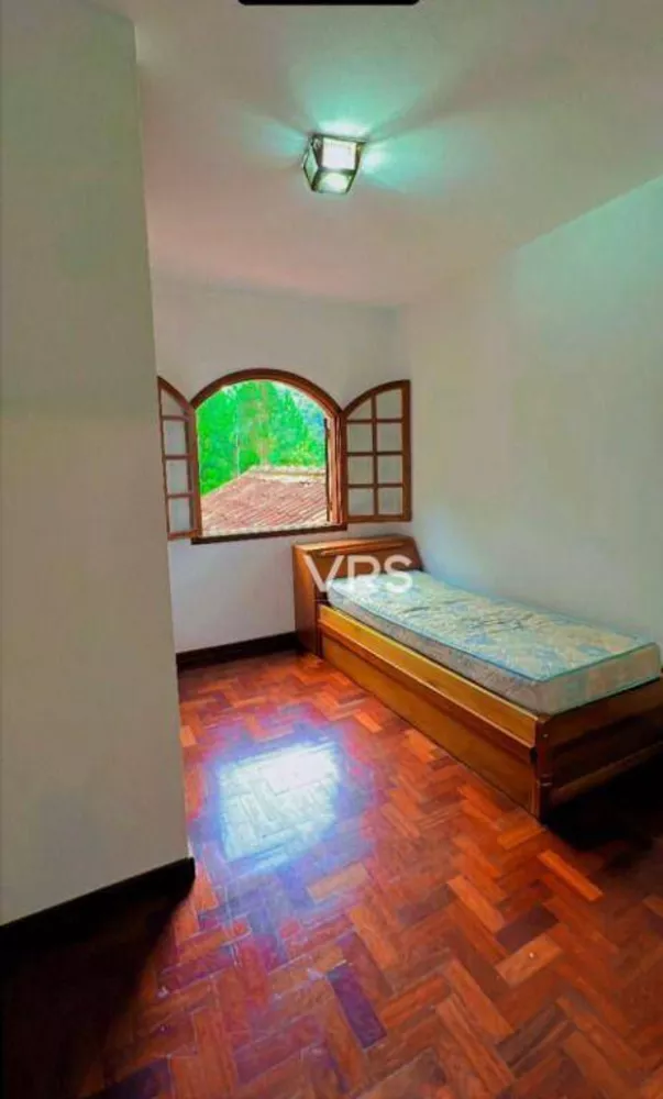 Casa, 5 quartos, 300 m² - Foto 1