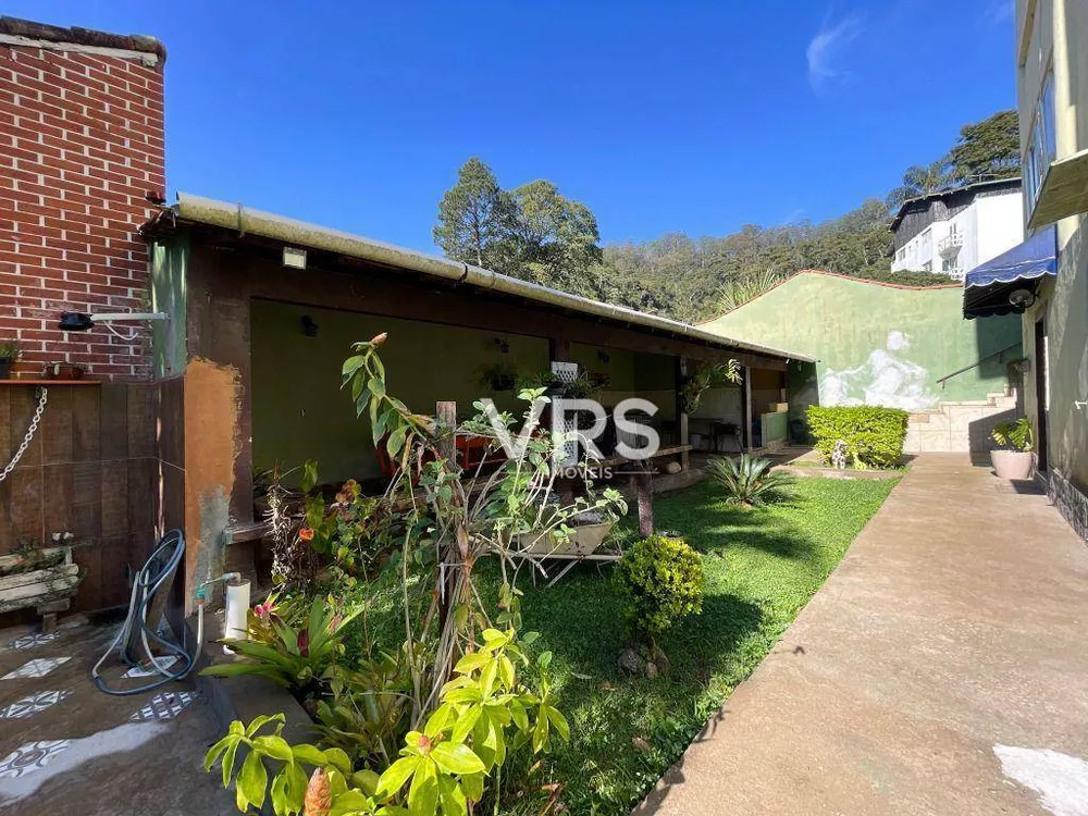 Casa, 3 quartos, 226 m² - Foto 35