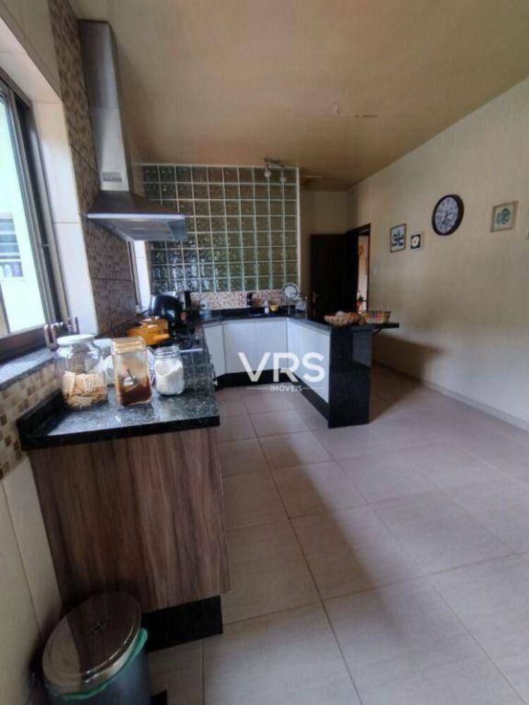 Casa, 3 quartos, 226 m² - Foto 100