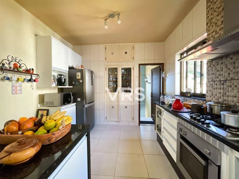 Casa, 3 quartos, 226 m² - Foto 13