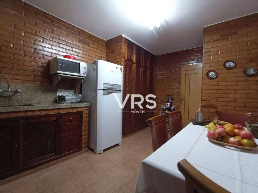 Casa, 4 quartos, 218 m² - Foto 32