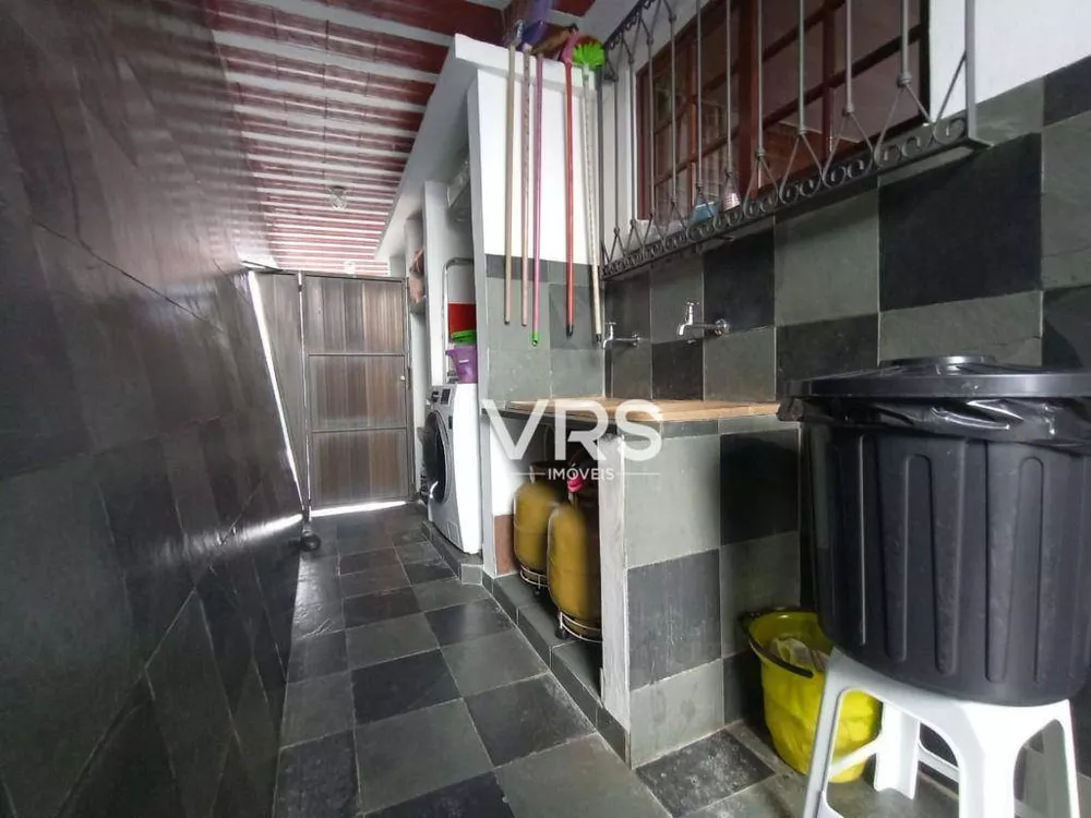 Casa, 4 quartos, 218 m² - Foto 35