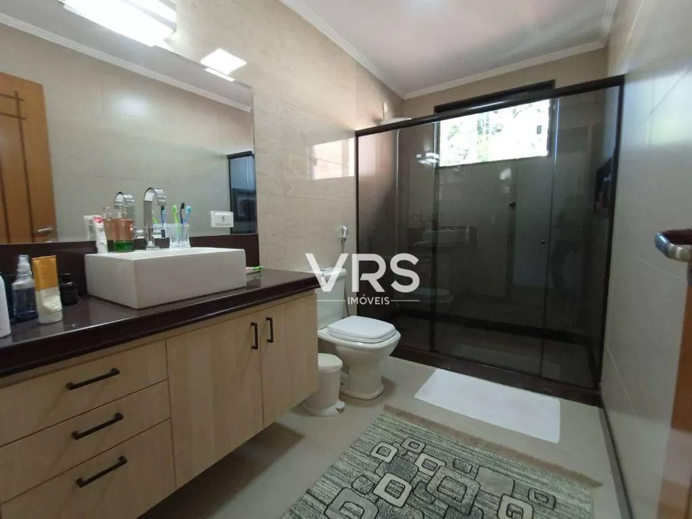 Casa, 4 quartos, 218 m² - Foto 22