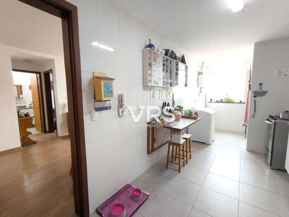 Apartamento à venda com 1 quarto, 56m² - Foto 2
