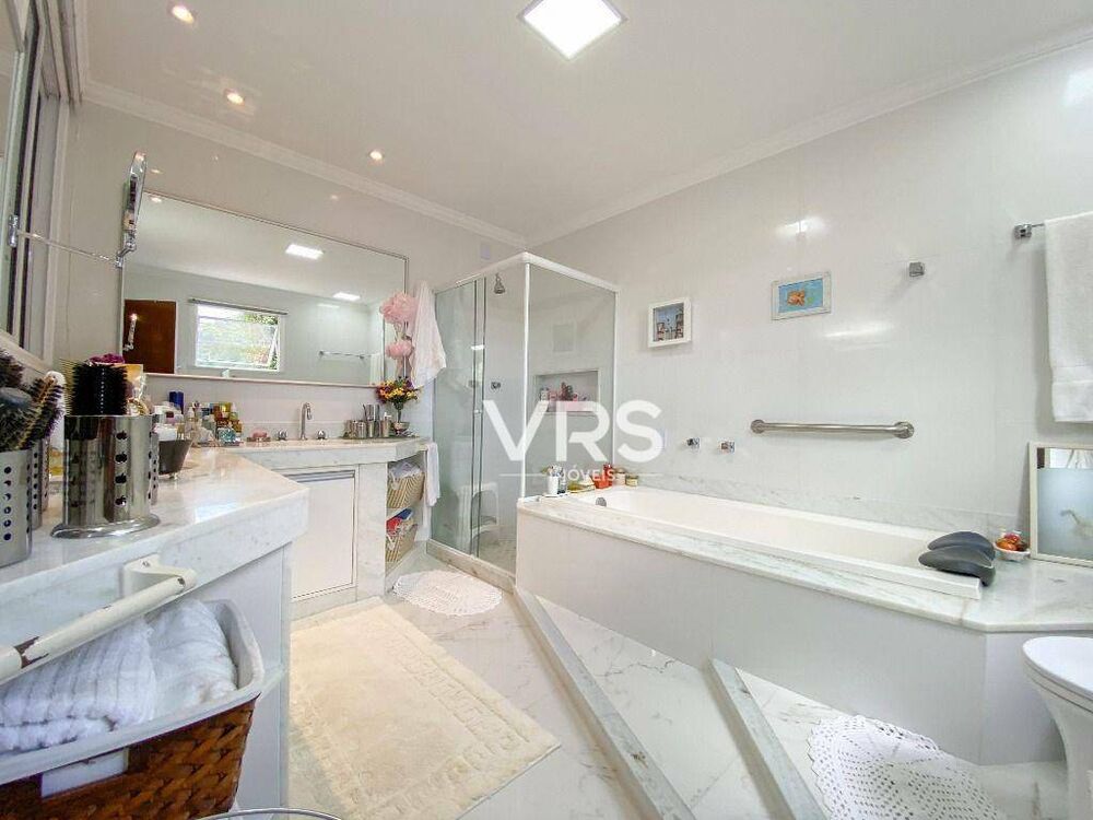 Casa, 4 quartos, 250 m² - Foto 39