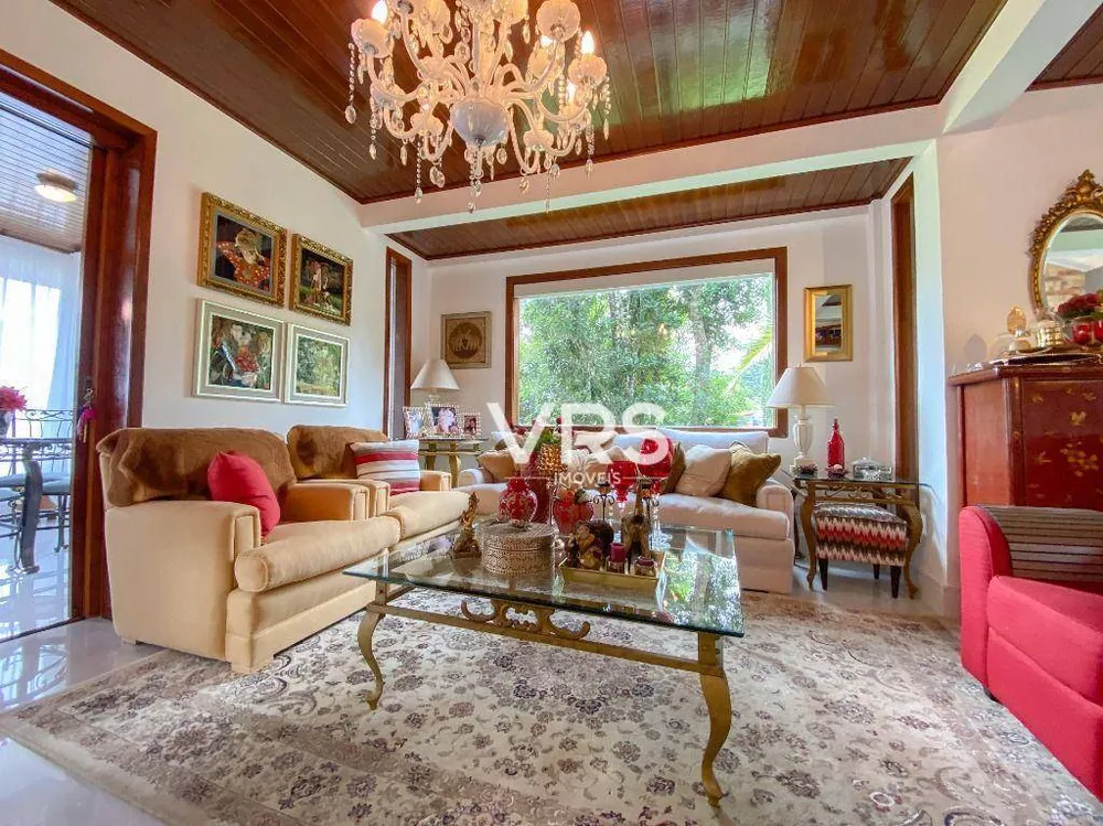 Casa, 4 quartos, 250 m² - Foto 4