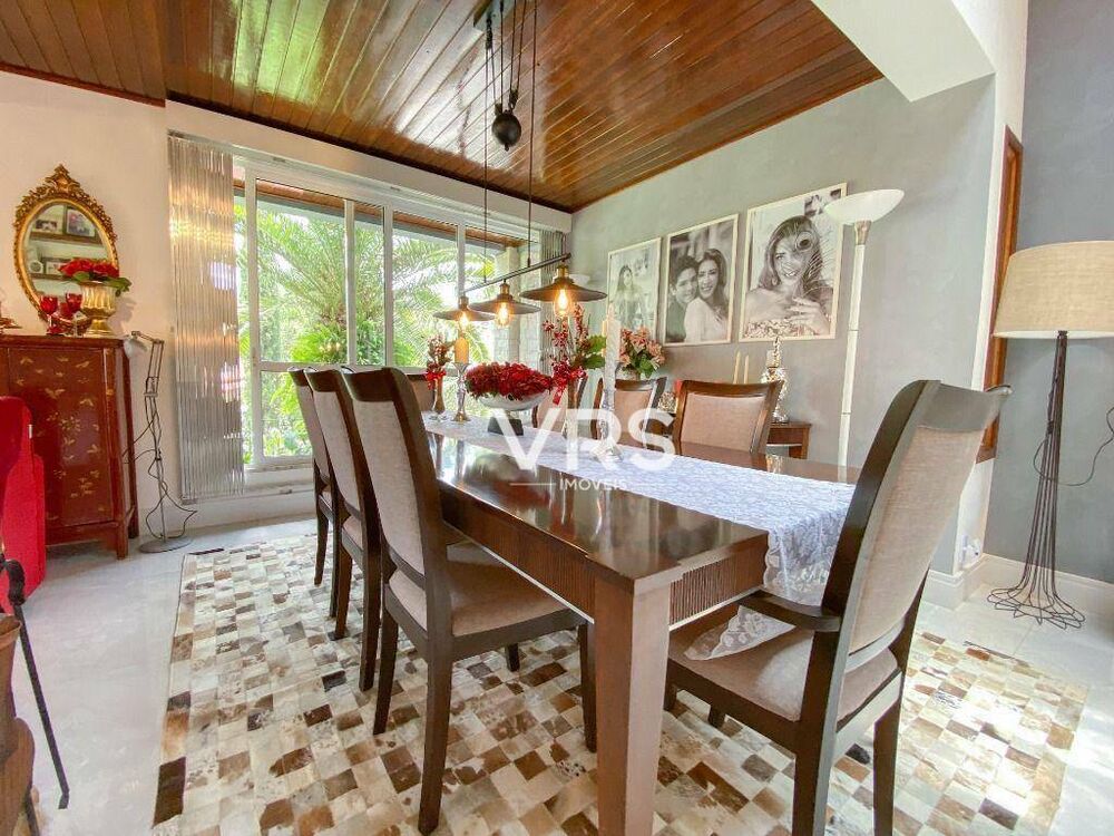 Casa, 4 quartos, 250 m² - Foto 13