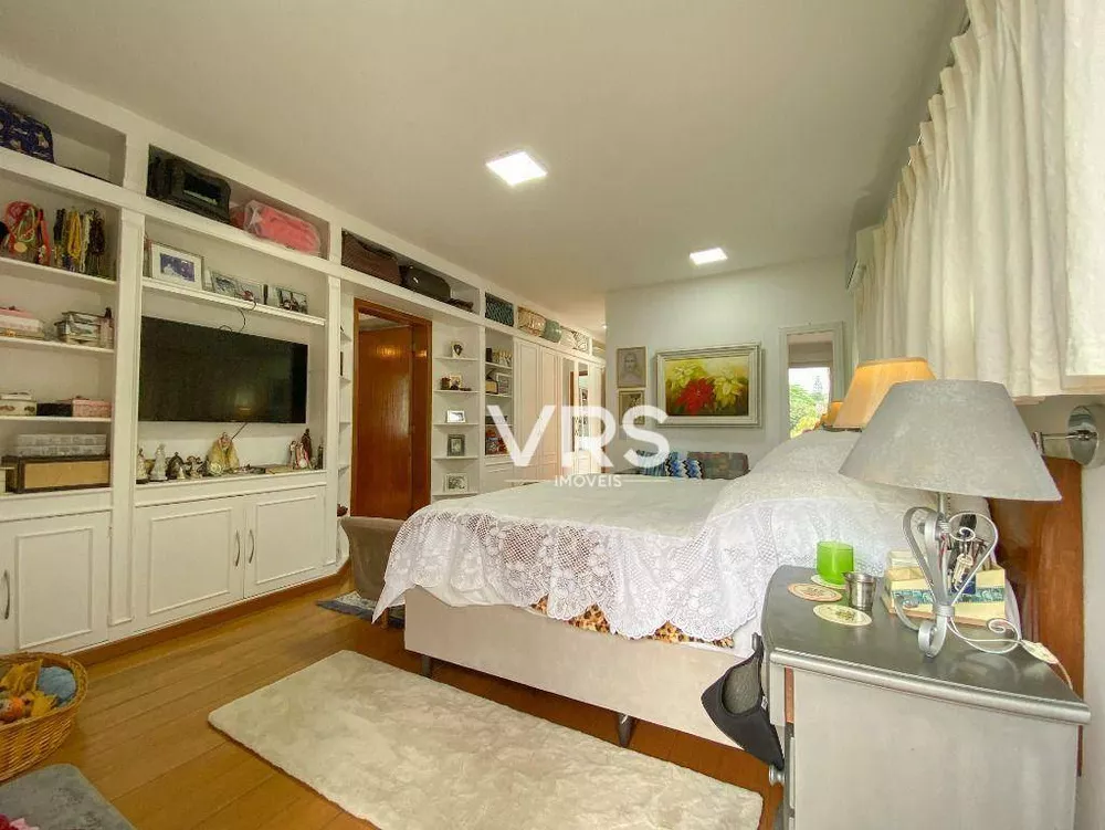 Casa, 4 quartos, 250 m² - Foto 33