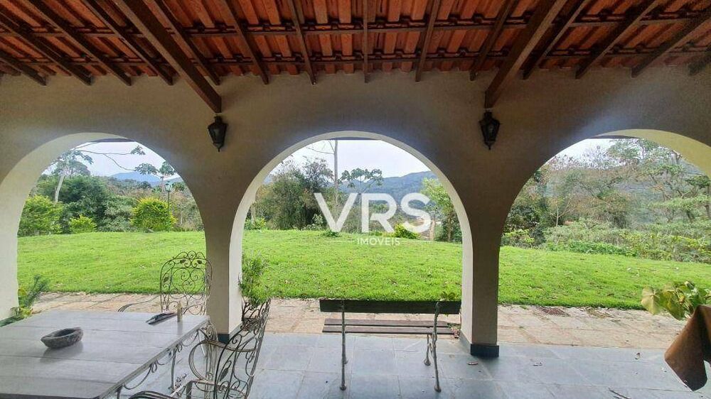 Fazenda à venda com 5 quartos, 550m² - Foto 3
