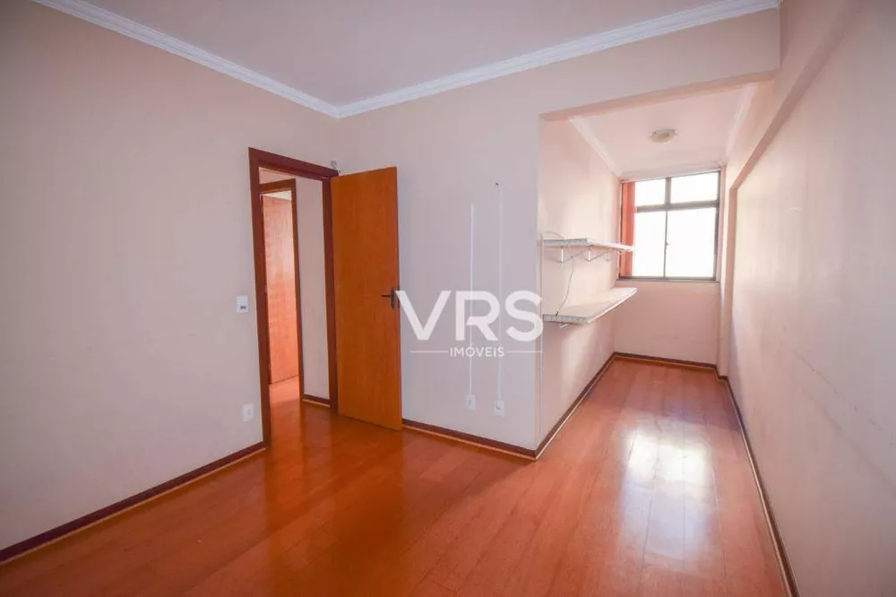 Apartamento à venda com 2 quartos, 60m² - Foto 3