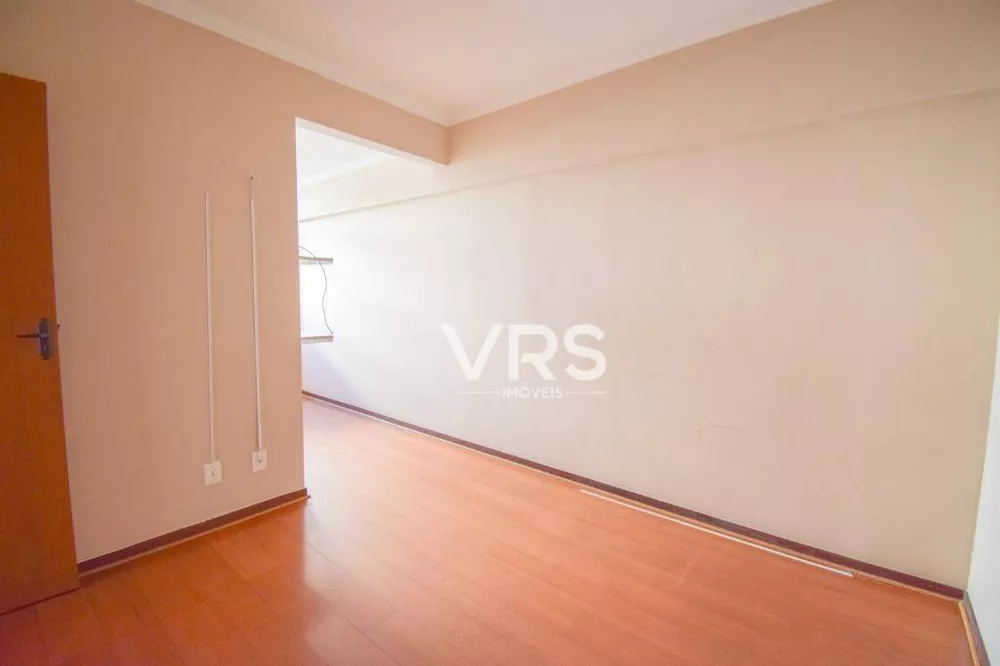 Apartamento à venda com 2 quartos, 60m² - Foto 4