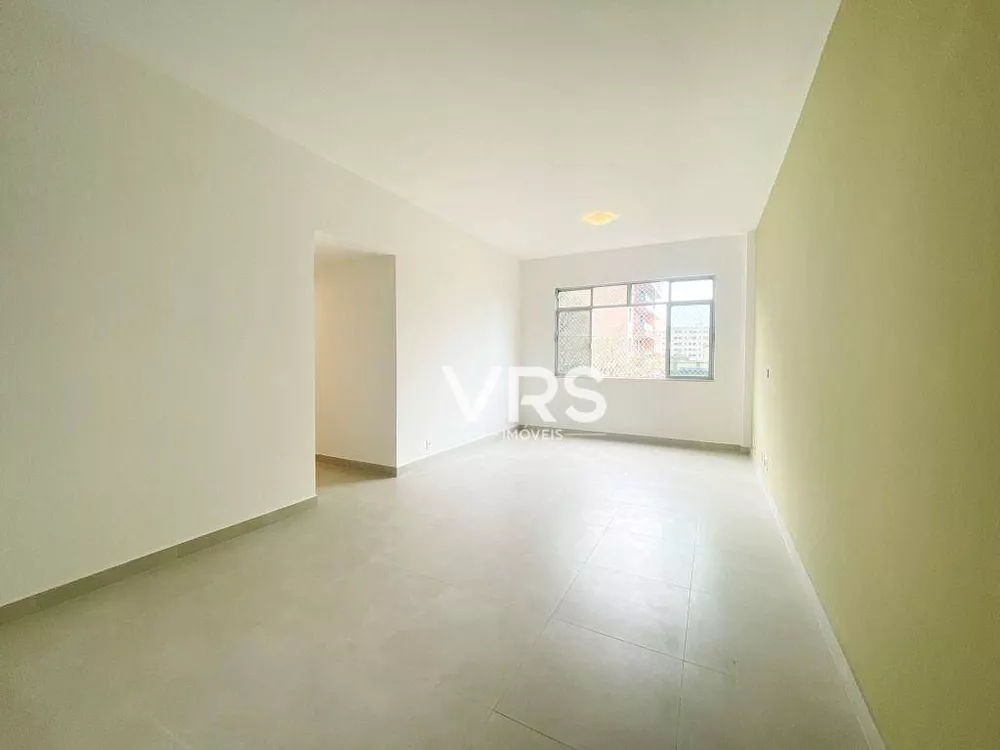 Apartamento à venda com 2 quartos, 93m² - Foto 4