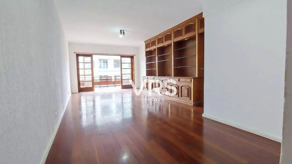 Apartamento à venda com 3 quartos, 105m² - Foto 2