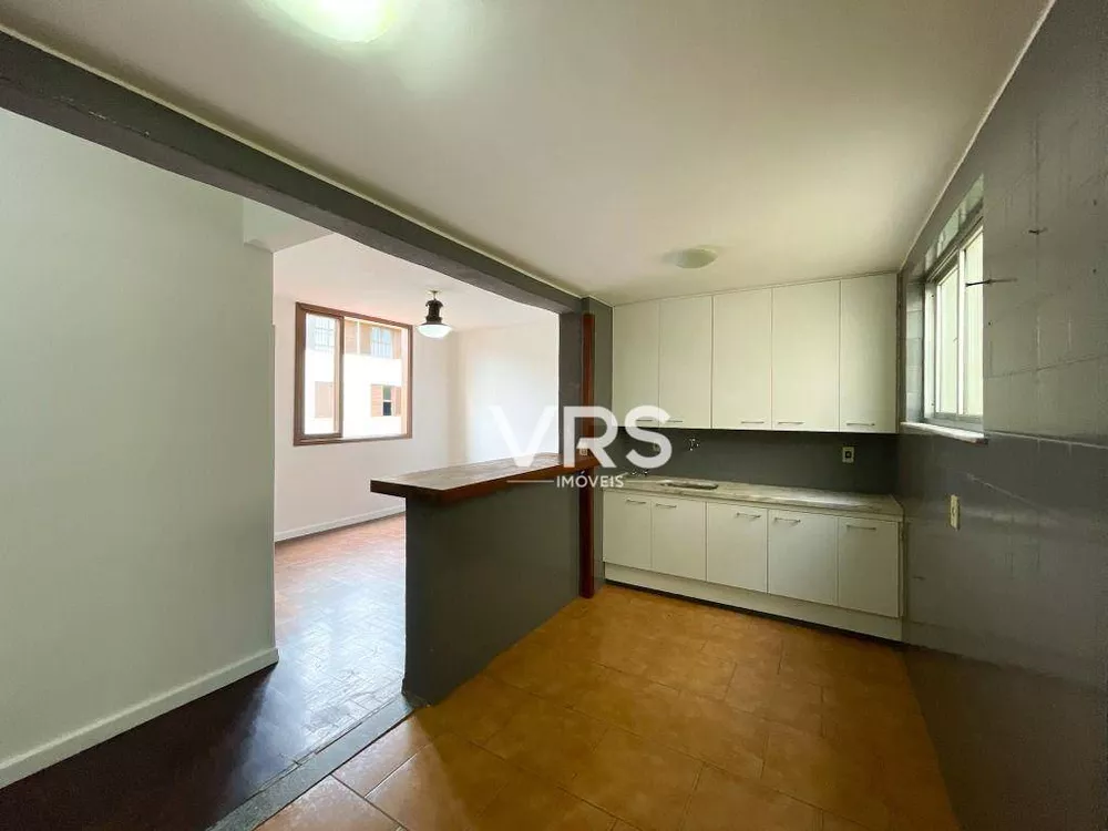 Apartamento à venda com 3 quartos, 52m² - Foto 1