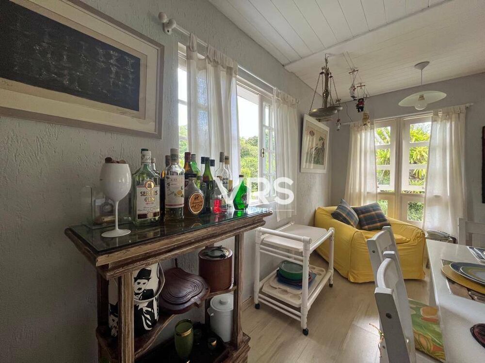 Casa à venda com 10 quartos, 400m² - Foto 3