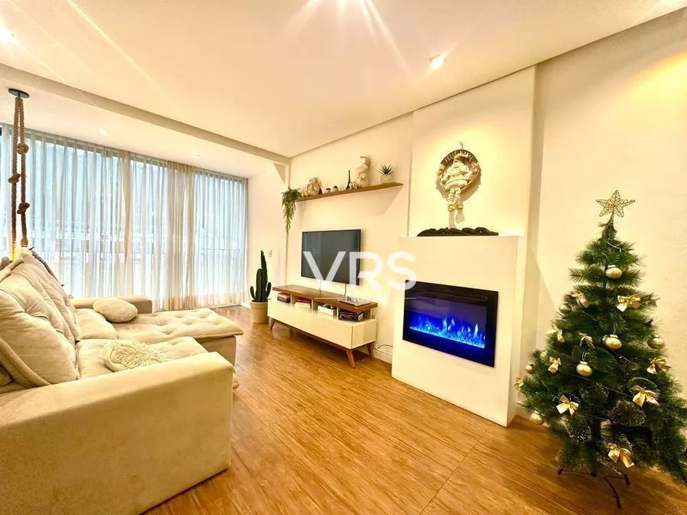 Apartamento à venda com 2 quartos, 61m² - Foto 4