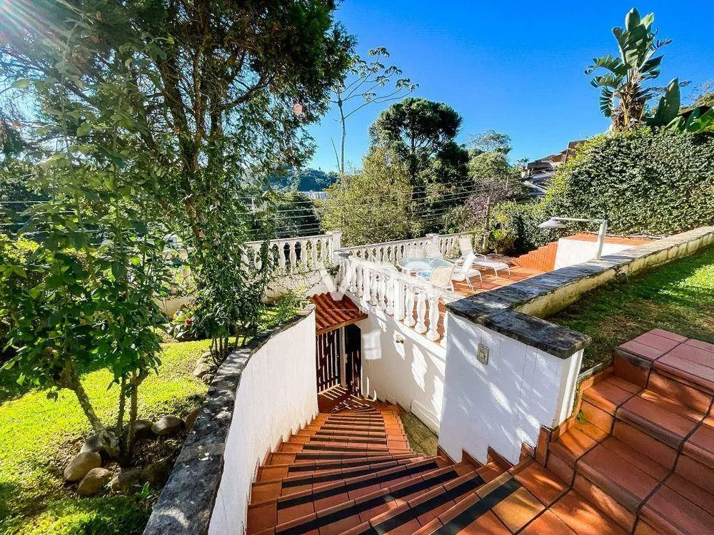 Casa, 4 quartos, 209 m² - Foto 2