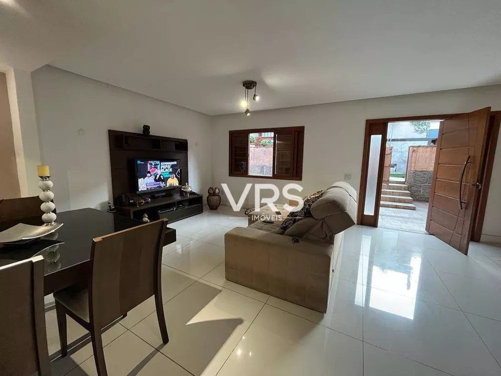 Casa de Condomínio à venda com 3 quartos, 145m² - Foto 1