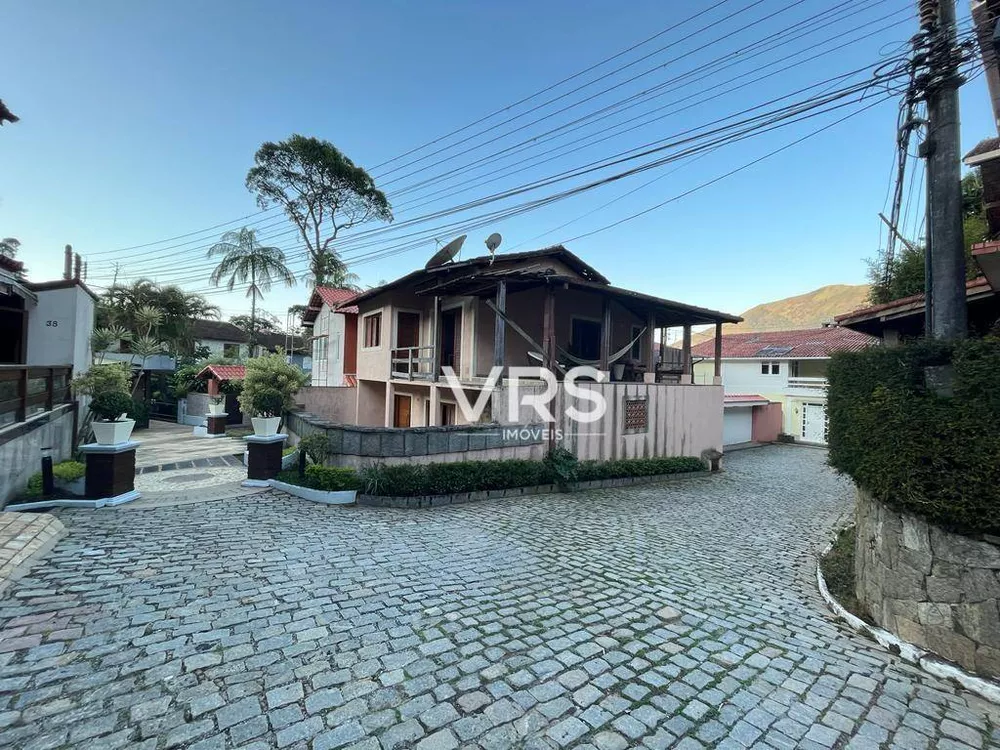 Casa de Condomínio à venda com 3 quartos, 145m² - Foto 3