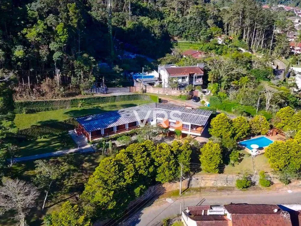 Casa, 5 quartos, 418 m² - Foto 1