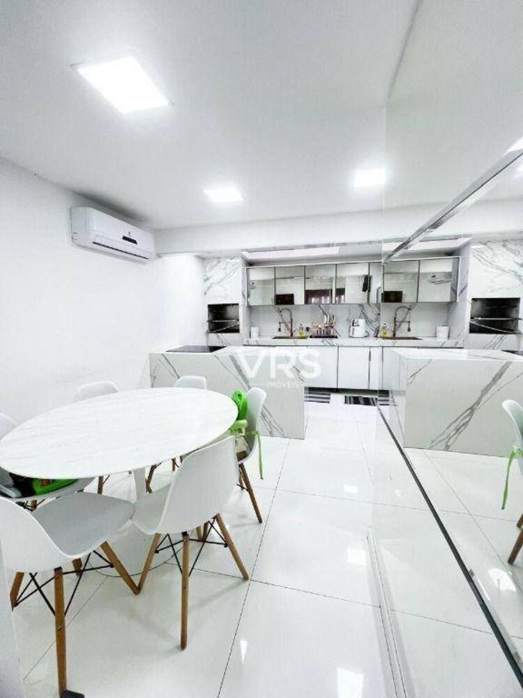 Casa de Condomínio à venda com 4 quartos, 109m² - Foto 2