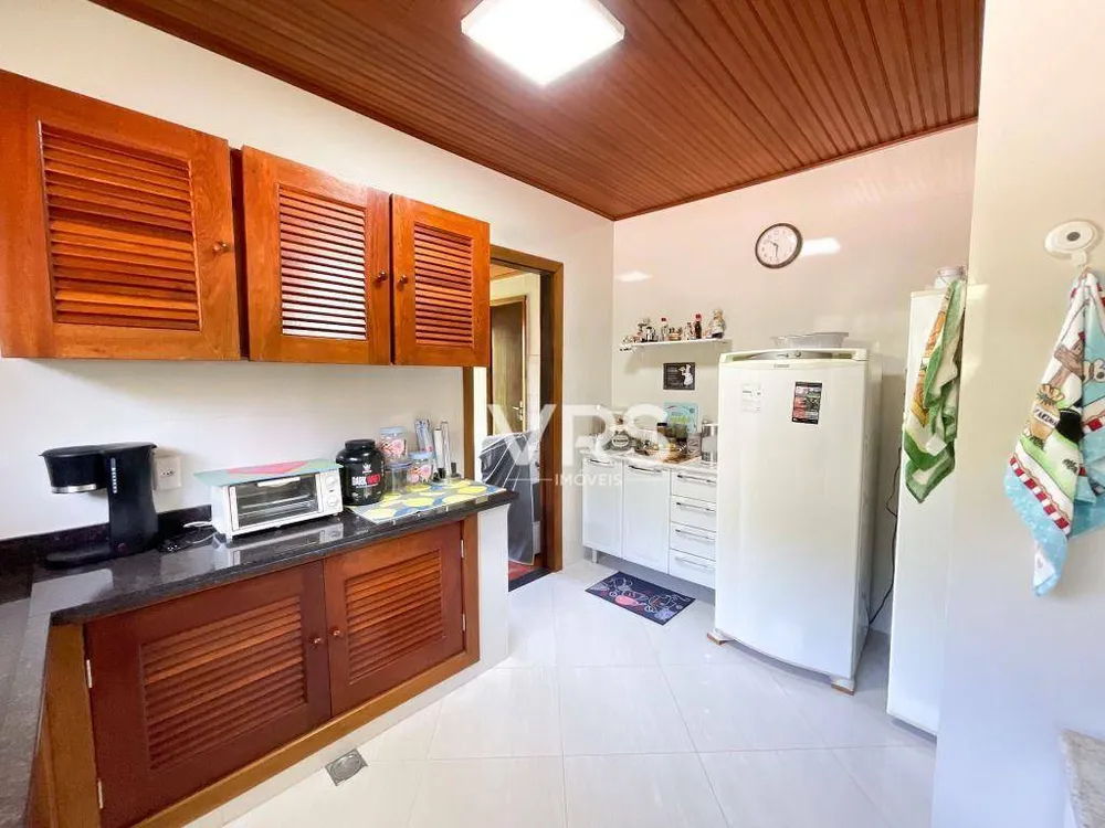 Casa, 3 quartos, 286 m² - Foto 36