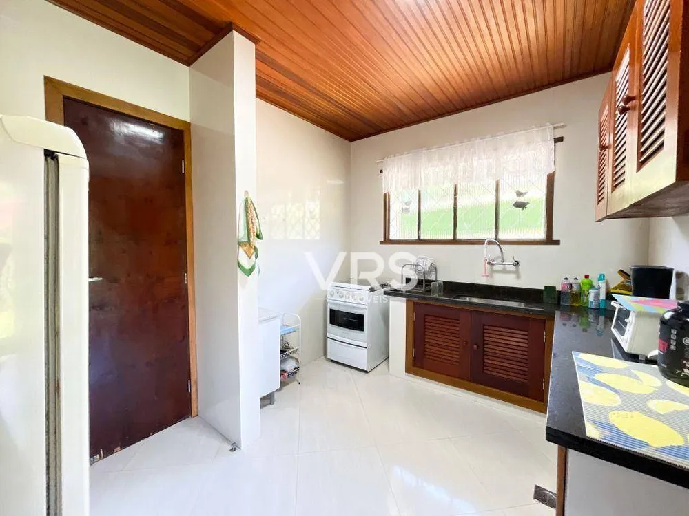 Casa, 3 quartos, 286 m² - Foto 37