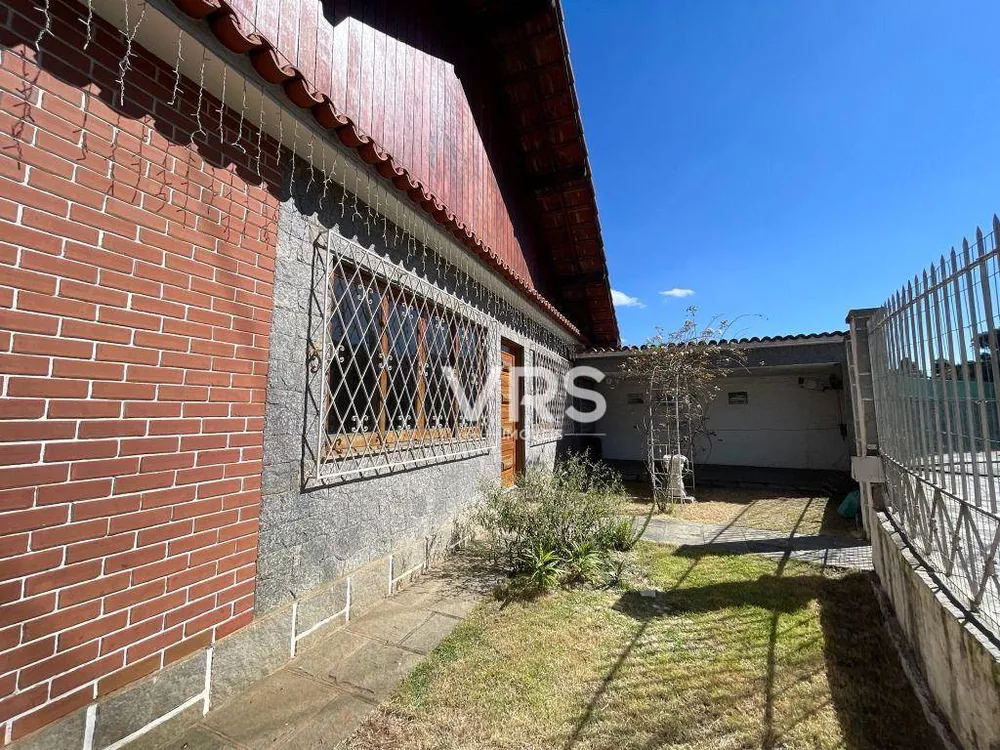 Casa, 3 quartos, 137 m² - Foto 1