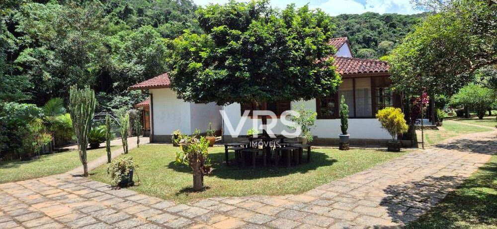 Sítio à venda com 4 quartos, 500m² - Foto 1