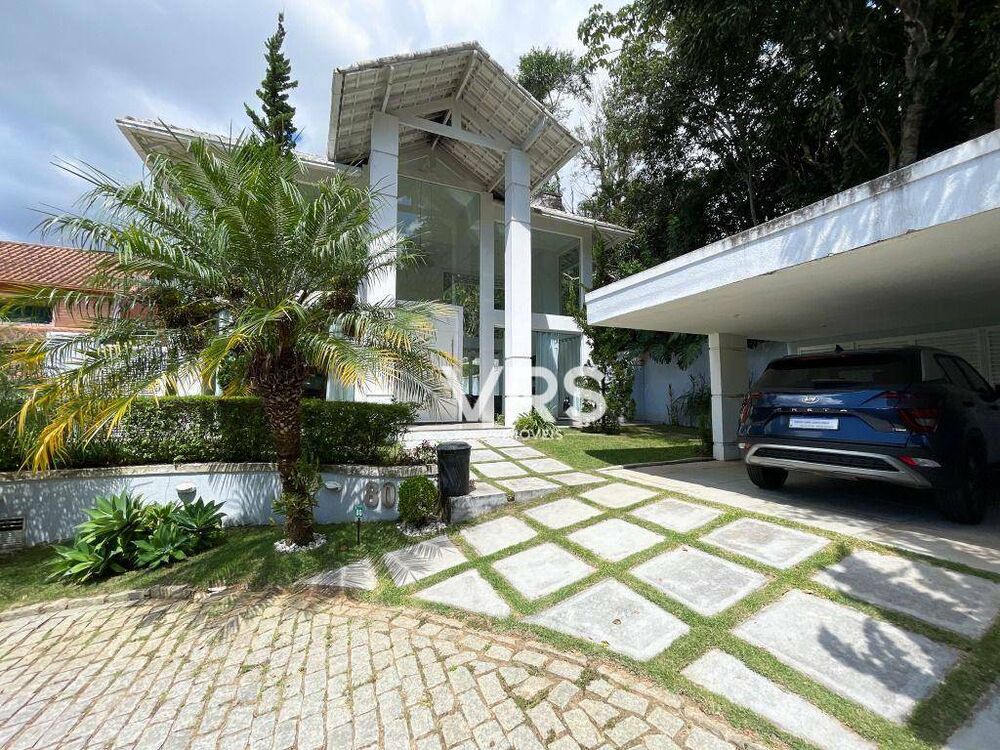 Casa de Condomínio à venda com 4 quartos, 158m² - Foto 1