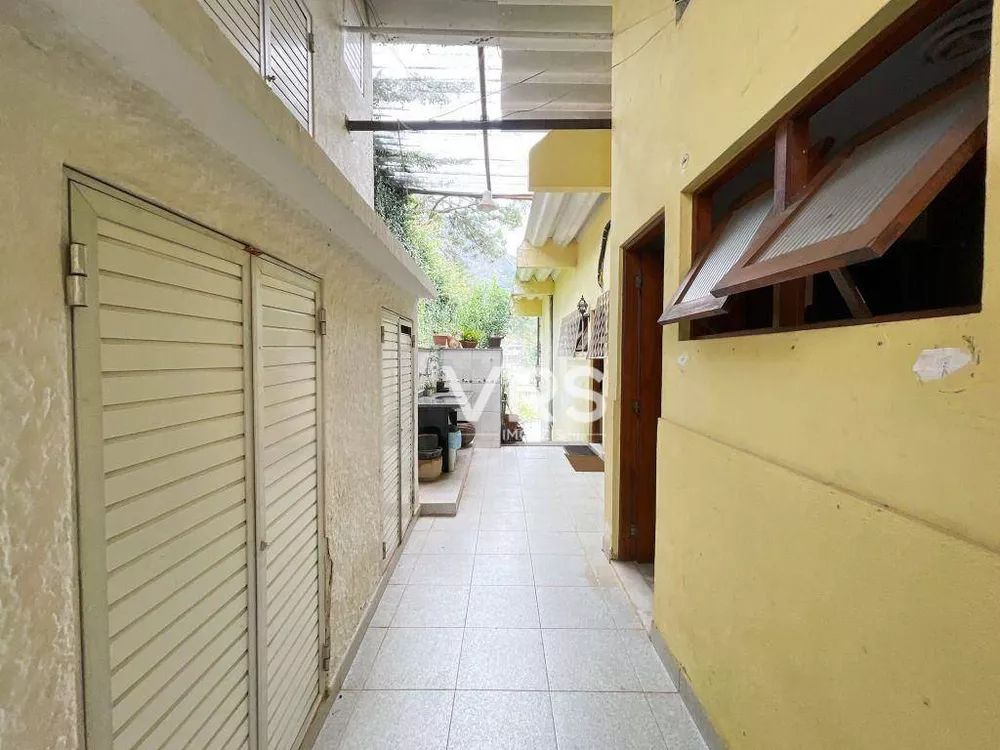 Casa, 5 quartos, 310 m² - Foto 4