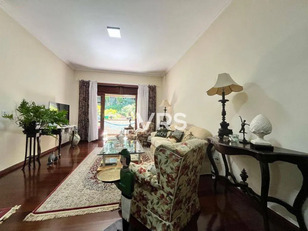 Apartamento, 3 quartos, 186 m² - Foto 1