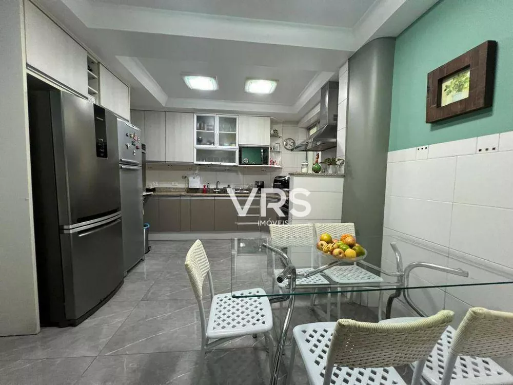 Casa, 3 quartos, 288 m² - Foto 15