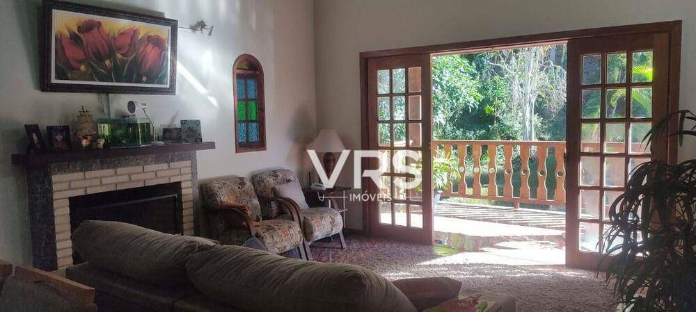 Casa à venda com 4 quartos, 219m² - Foto 5