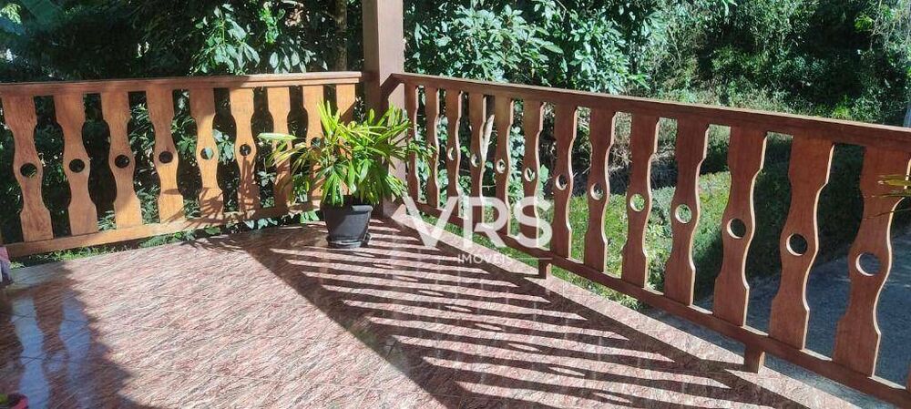 Casa à venda com 4 quartos, 219m² - Foto 6