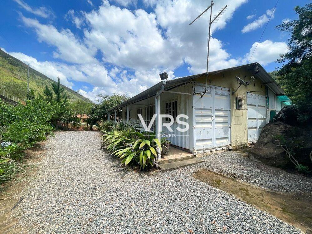 Casa à venda com 3 quartos, 70m² - Foto 1