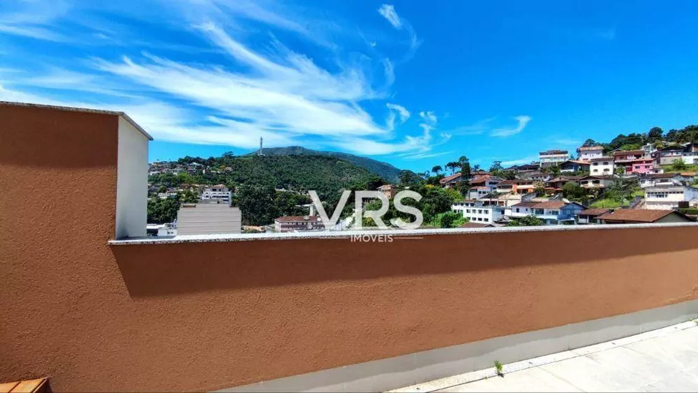 Cobertura à venda com 3 quartos, 208m² - Foto 2