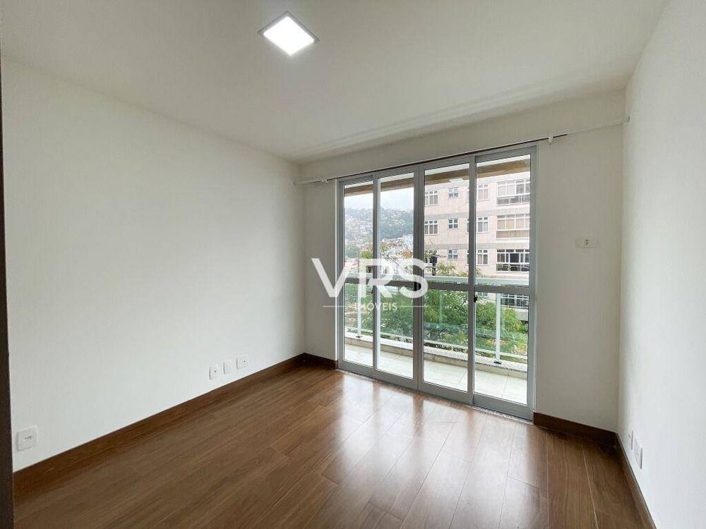Apartamento à venda com 2 quartos, 95m² - Foto 8