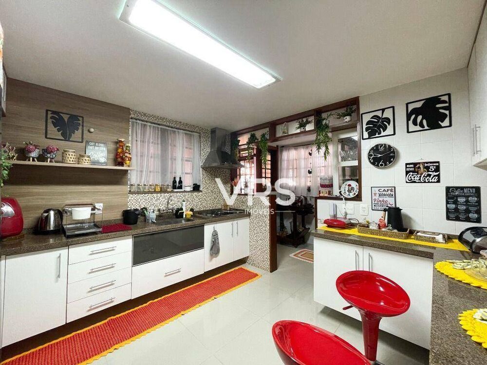 Casa de Condomínio à venda com 4 quartos, 199m² - Foto 8