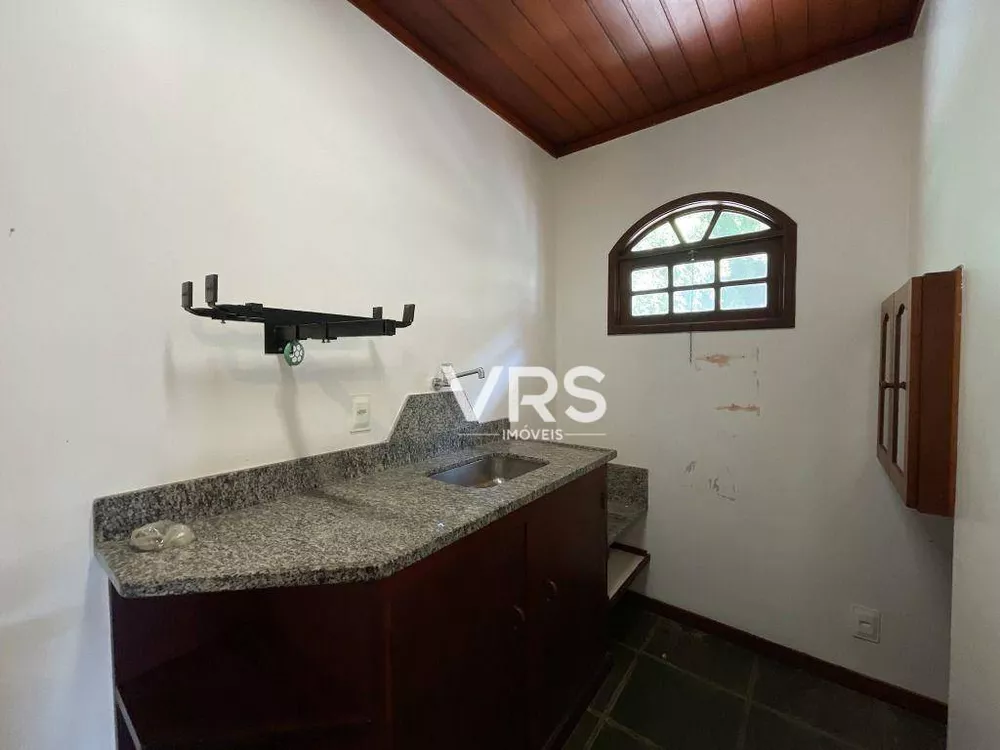 Casa, 6 quartos, 288 m² - Foto 4