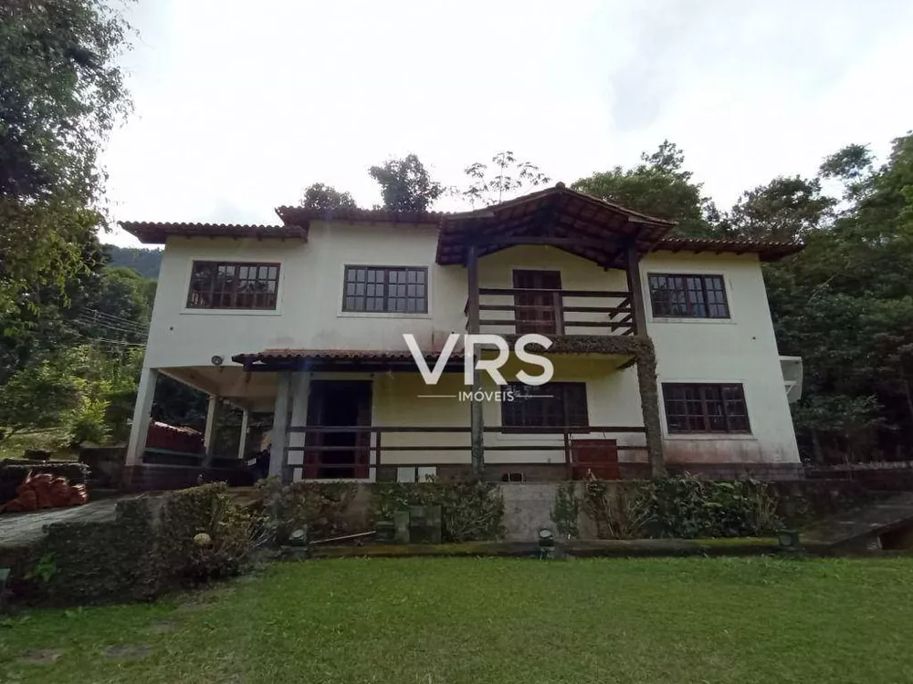 Casa de Condomínio à venda com 6 quartos, 214m² - Foto 6