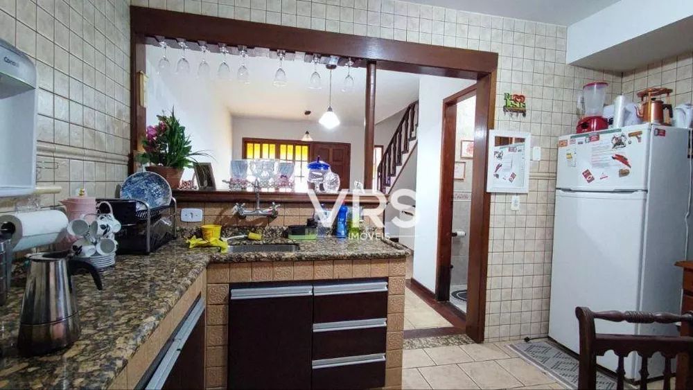 Casa, 3 quartos, 75 m² - Foto 1
