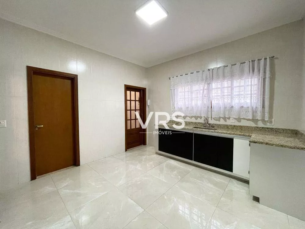 Casa, 4 quartos, 195 m² - Foto 11