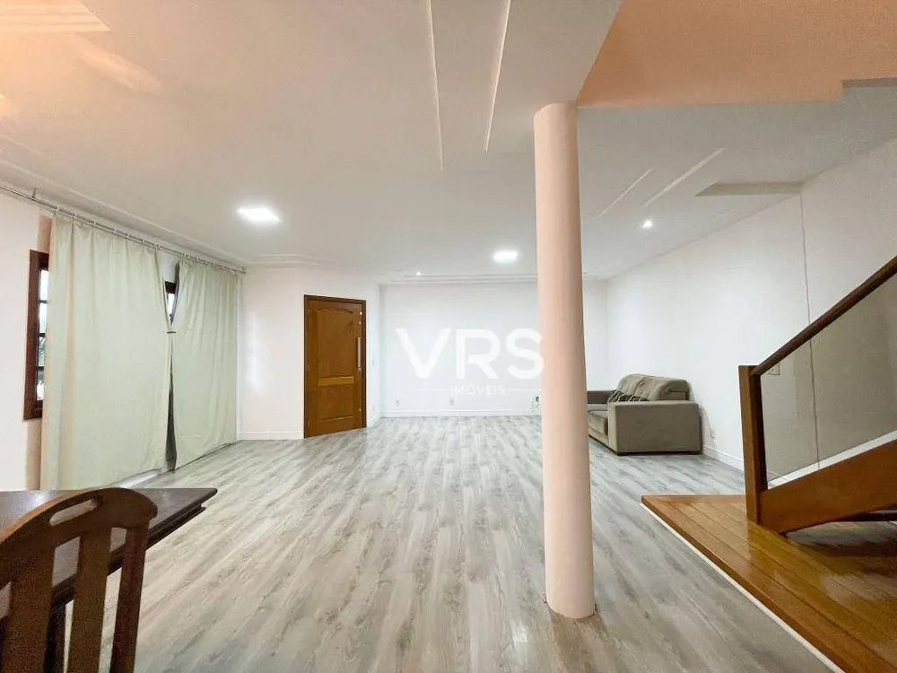 Casa, 4 quartos, 195 m² - Foto 9