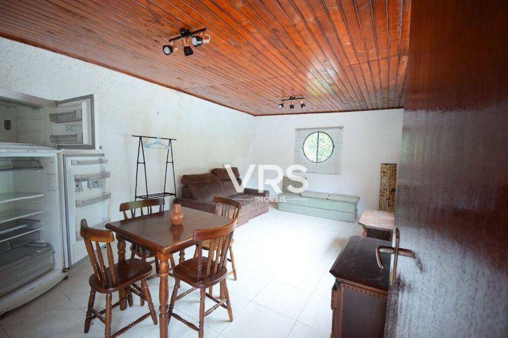 Casa à venda com 4 quartos, 266m² - Foto 5