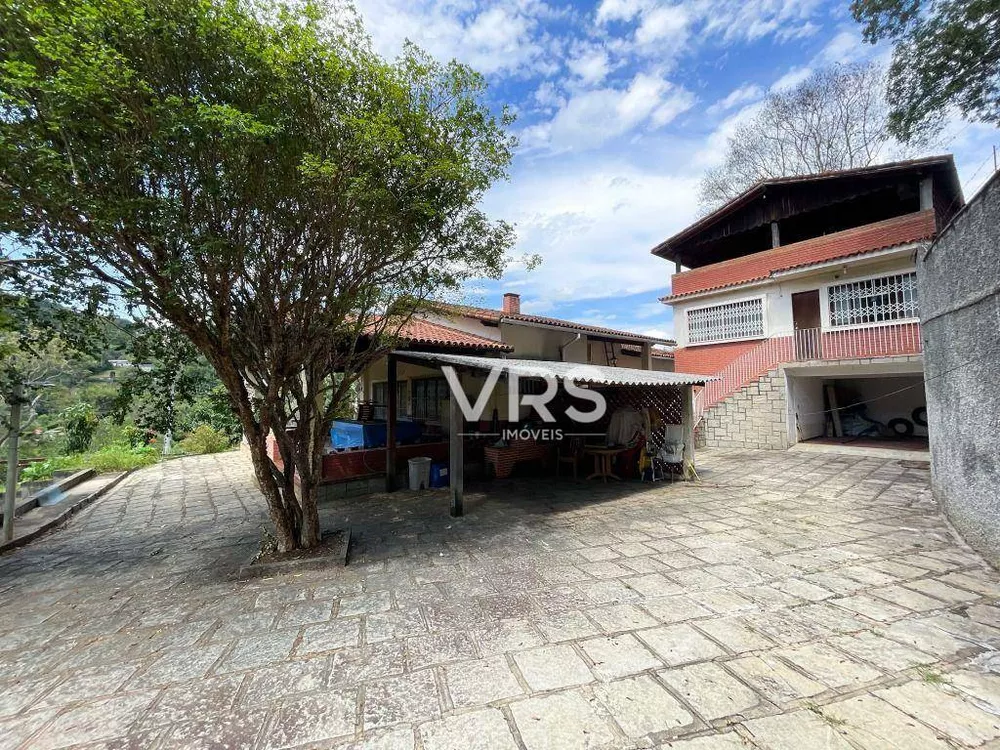 Casa, 3 quartos, 352 m² - Foto 1
