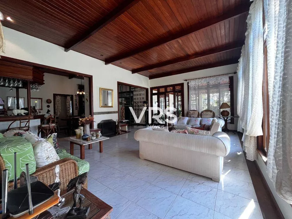 Casa à venda com 4 quartos, 231m² - Foto 7