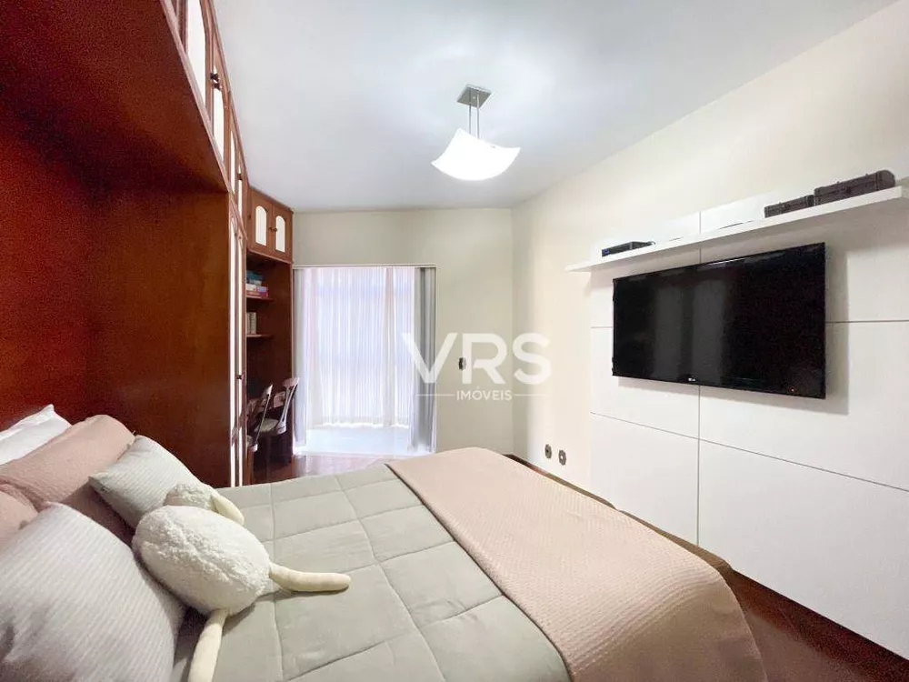 Apartamento, 3 quartos, 174 m² - Foto 1