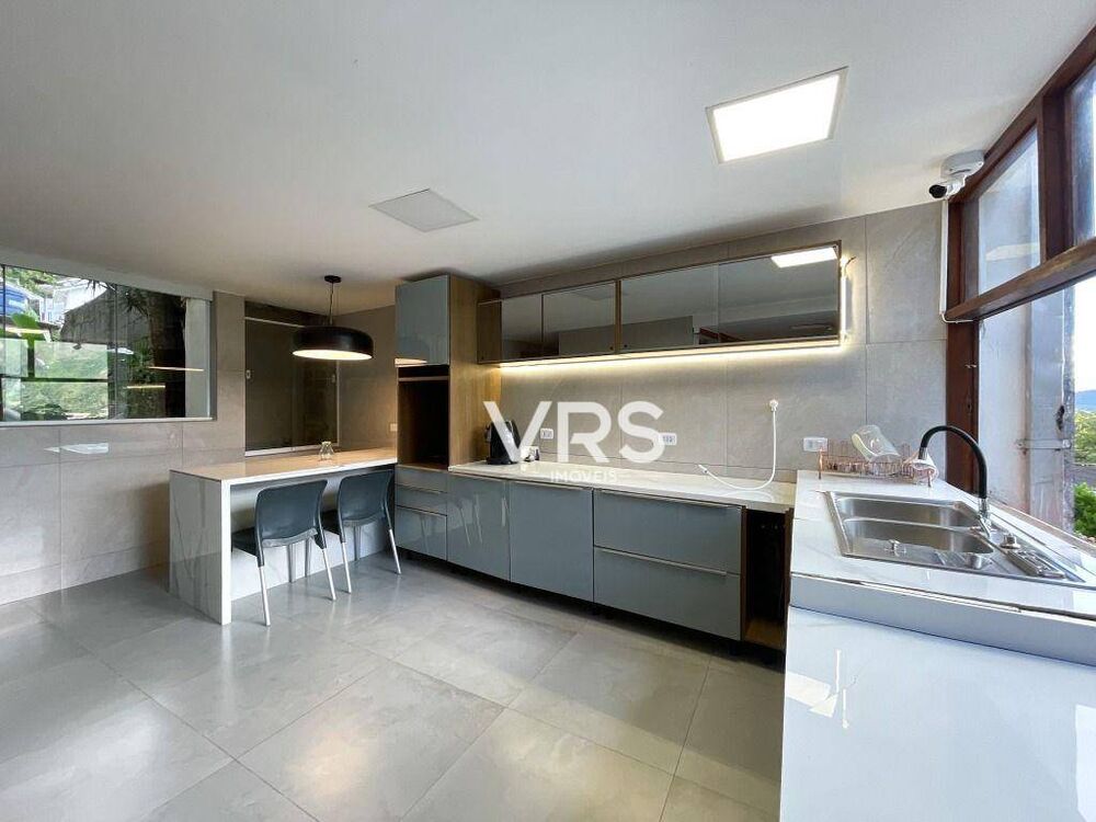 Casa, 5 quartos, 267 m² - Foto 8